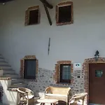 La Meridiana, Monolocale In Cascina Ristrutturata Boves