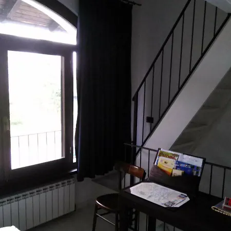 La Meridiana, Monolocale In Cascina Ristrutturata *