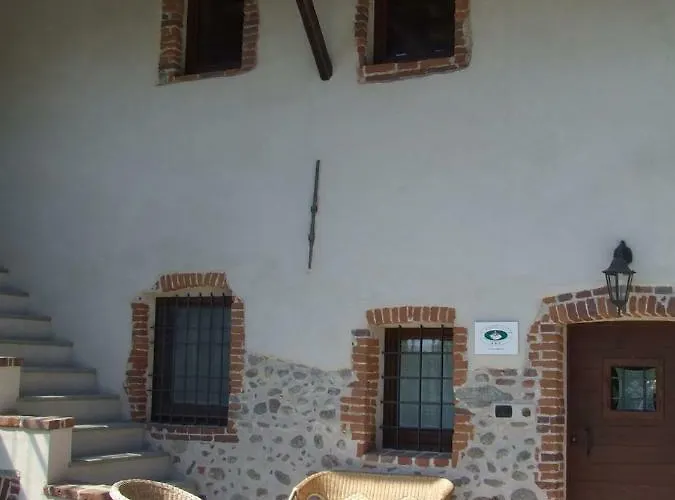 La Meridiana, Monolocale In Cascina Ristrutturata Boves